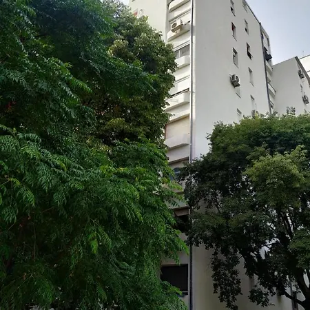 Dora Apartment *